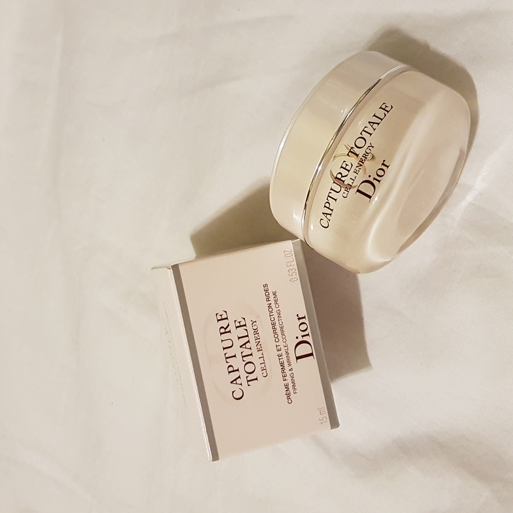 Dior Capture Totale- Firming & Wrinkle Correcting